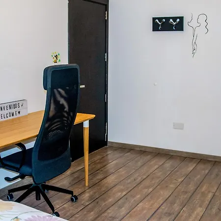 Lovely Private With Private Bathroom Is-Swatar